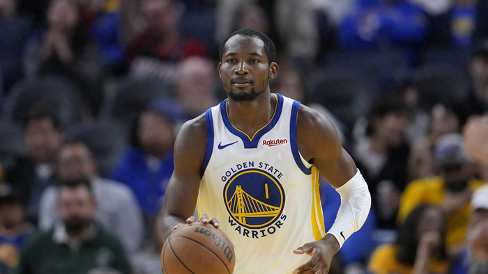 开云官网-包含关键时刻萨克拉门托国王备战国王杯，官宣签约细节曝光，更衣室稳定，团队化学反应显著的词条